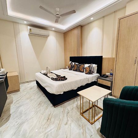 Hotel 51 Amritsar Zewnętrze zdjęcie