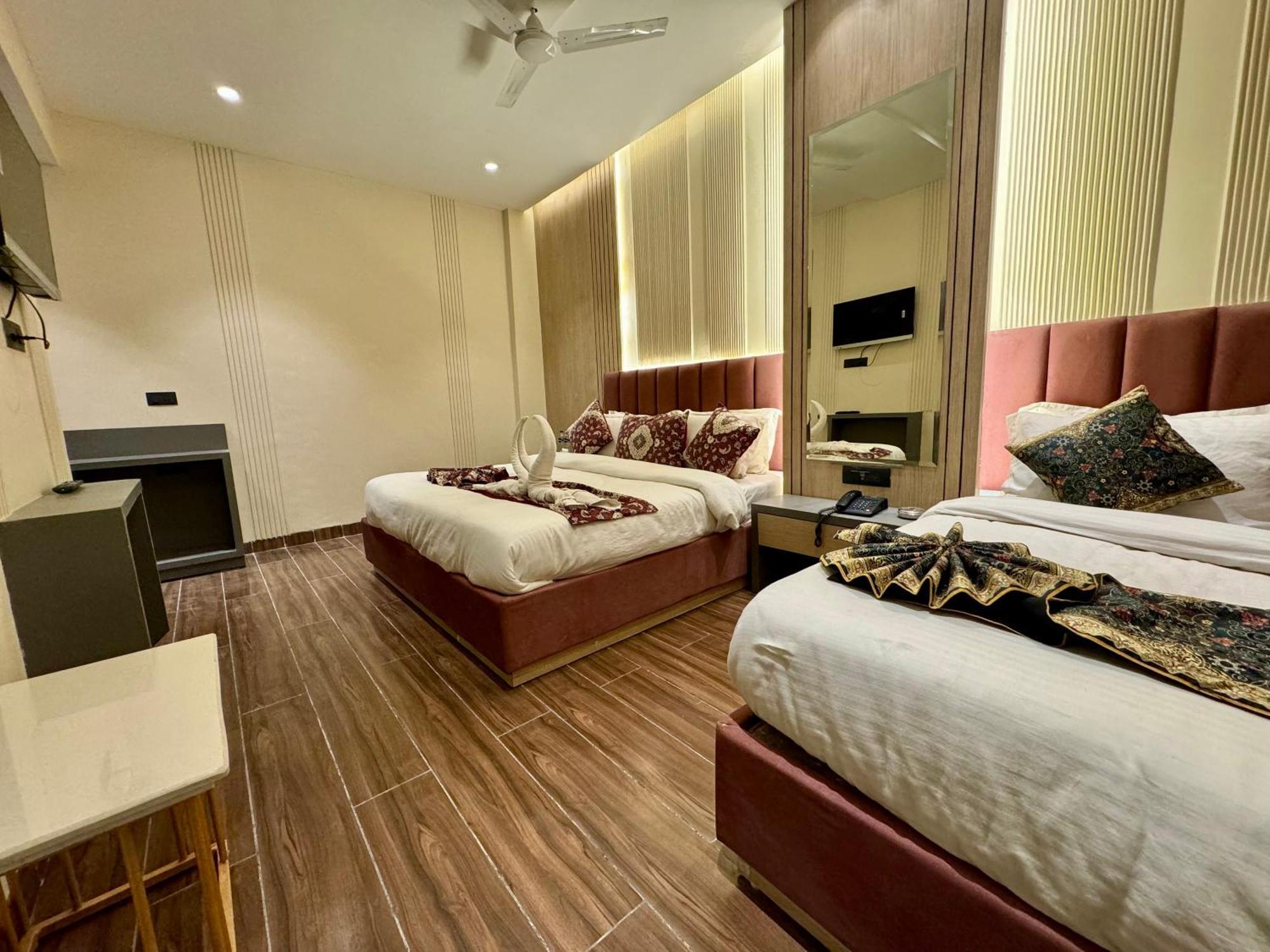 Hotel 51 Amritsar Zewnętrze zdjęcie
