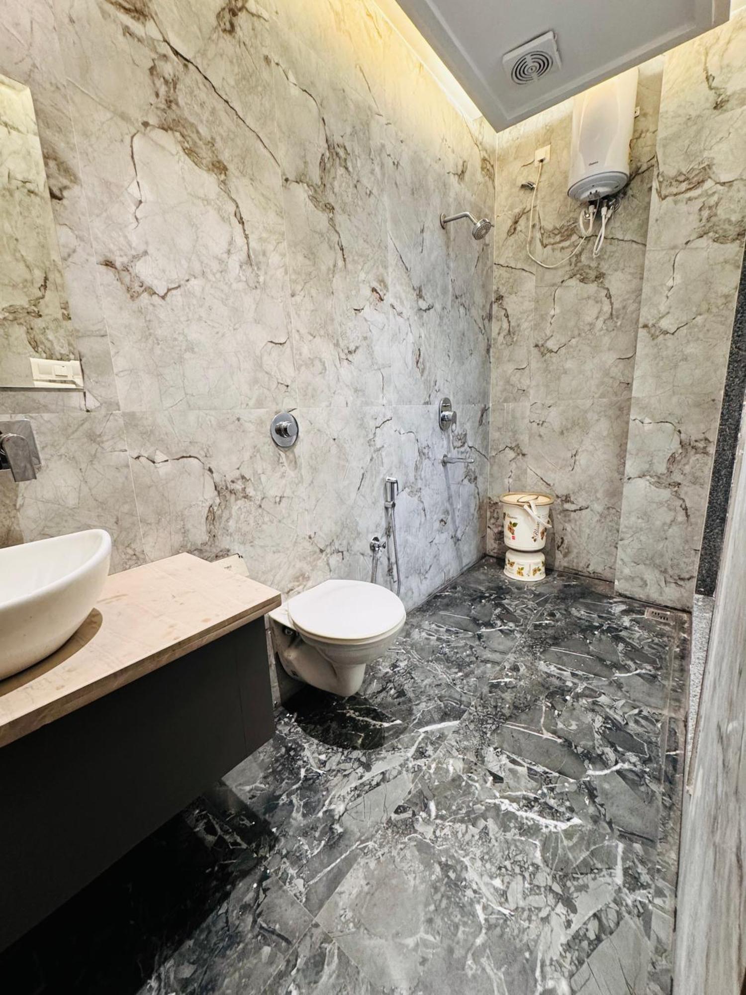 Hotel 51 Amritsar Zewnętrze zdjęcie
